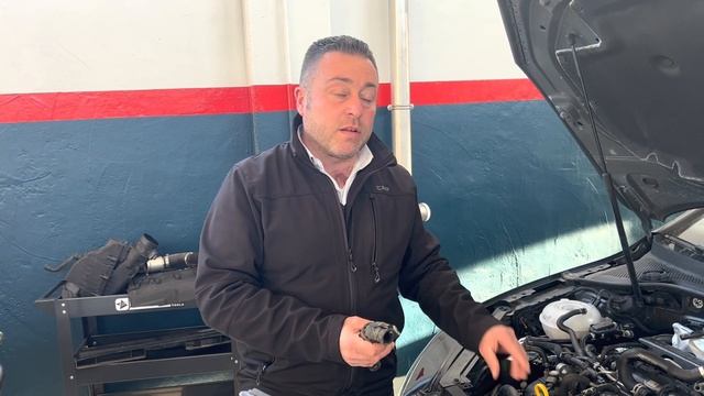 Aggiornamento soluzione tecnica Circuito di raffred e radiatore risc intasati su Audi 3 e VW Golf 7 смотреть онлайн