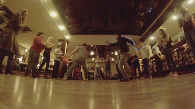 Рода на вечеринке смотреть онлайн