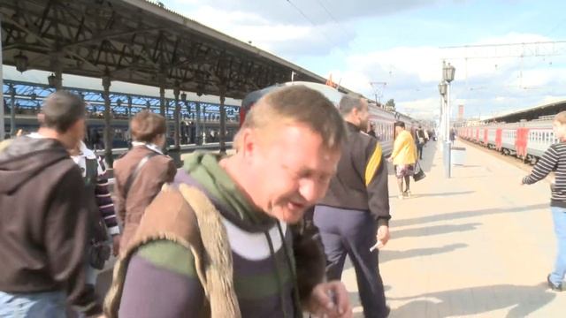Певец на Ярославском вокзале смотреть онлайн