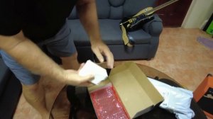 FAKE FENDER STRATOCASTER UNBOXING AND REVIEW