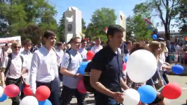 Дня весны и труда 1 мая 2018 смотреть онлайн