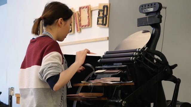 School of Fine Art: Learning The Basics смотреть онлайн