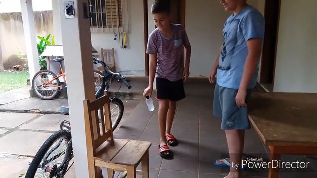 Desafio Da Garrafa (muito Louco)