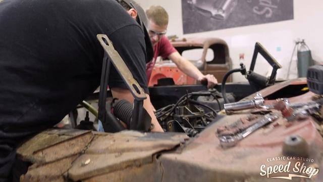Sneak Peek - 67 Ford Fairlane GT смотреть онлайн