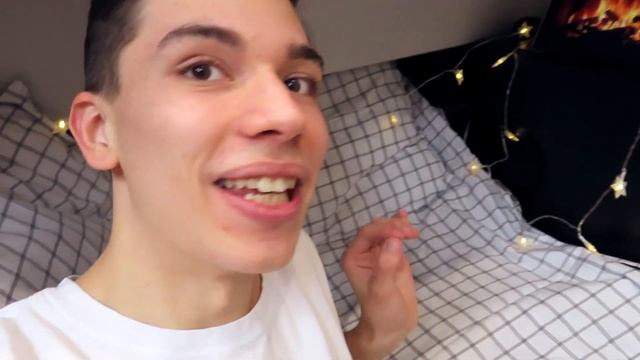 САМЫЕ ПРОСТЫЕ ДОМИКИ ИЗ ОДЕЯЛ И ПОДУШЕК смотреть онлайн