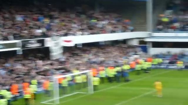 toon army at loftus road смотреть онлайн