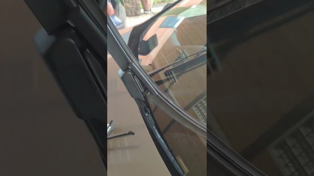 Замена дворников на Mercedes W213