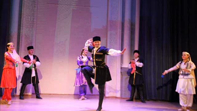 "Яша Азербайджан" смотреть онлайн