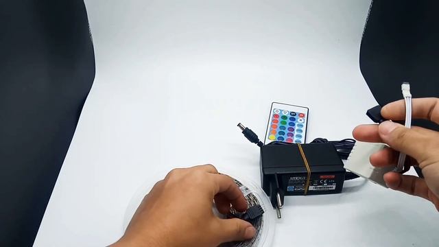 Fita LED Dupla Face Strip Light Modelo SMD 5050 RGB DC12V 16 Cores 5 Metros Controle - Demonstração