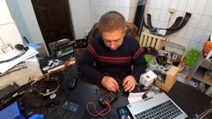 Установка камеры заднего вида на Mitsubishi Outlander.