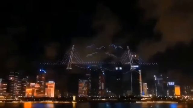 40 лет Шэньчжэню. Шоу 2020 дронов в небе. смотреть онлайн