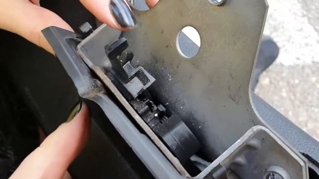 Deblocare PORTBAGAJ/HAYON și înlocuire broască || Ford Focus MK 2 смотреть онлайн