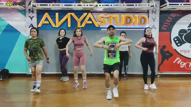 UP / INNA FT SEAN PAUL / ZIN ZIO / MALANG смотреть онлайн