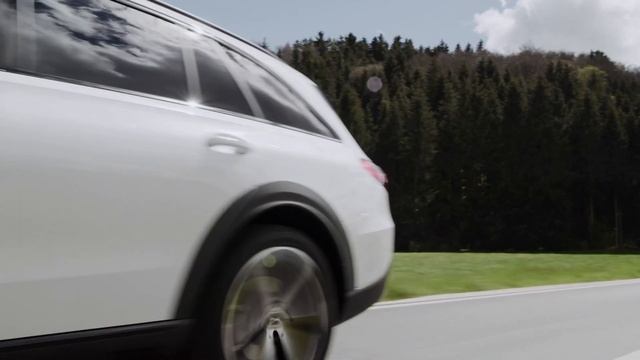 Первый взгляд на внедорожник-универсал Mercedes-Benz C-класса смотреть онлайн