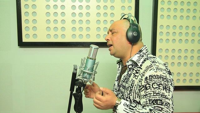 Avrom Abramov - Mama смотреть онлайн