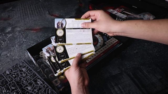 What's in the Warhammer Quest Cursed City Box! смотреть онлайн