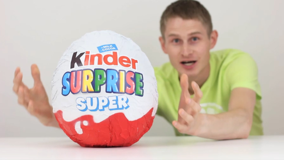 Огромный Kinder SURPRISE своими руками! смотреть онлайн