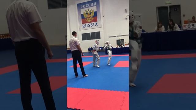 Киокушин я который поменьше до 55 кг поддержите #спорт #соревнования #лайк #подпишись смотреть онлайн