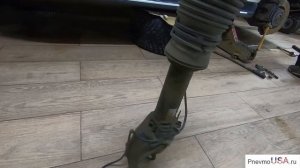 Замена передних пневматических стоек и блока клапанов Mercedes Benz GLE W166 выездной мастер