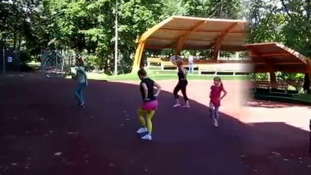 Бесплатное занятие в ЦПКиО - АЭРОБИКА , 16.07.16 смотреть онлайн