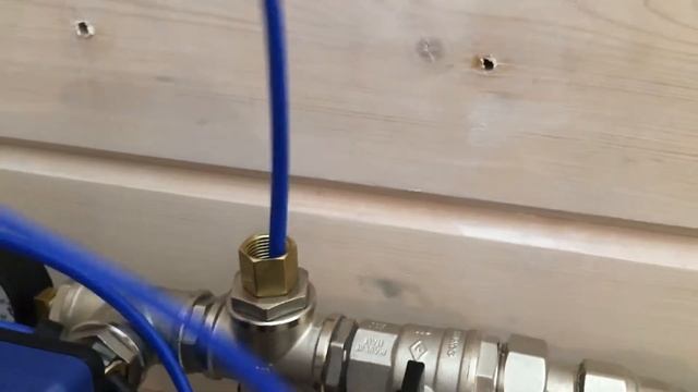 Как защитить от морозов ввод воды в частном доме смотреть онлайн