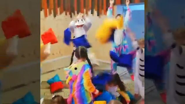 Пижамная вечеринка на дне рождении Ксюши смотреть онлайн