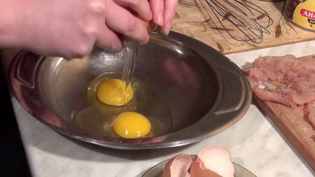 Куриные отбивные с ананасом. Рецепт куриных отбивных с ананасами и сыром. Вкуснотища! смотреть онлайн