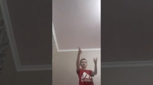 руки на стол телефоны на бат