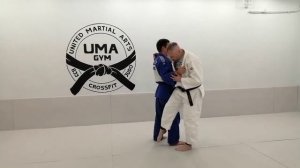 О-сото-гари (o-soto-gari)