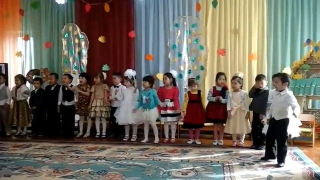 Моя доча в красном платье ,осенний бал смотреть онлайн