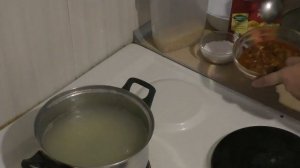 РЫБНЫЙ СУП из консервы КИЛЬКА В ТОМАТЕ//Суп "Бедный студент"