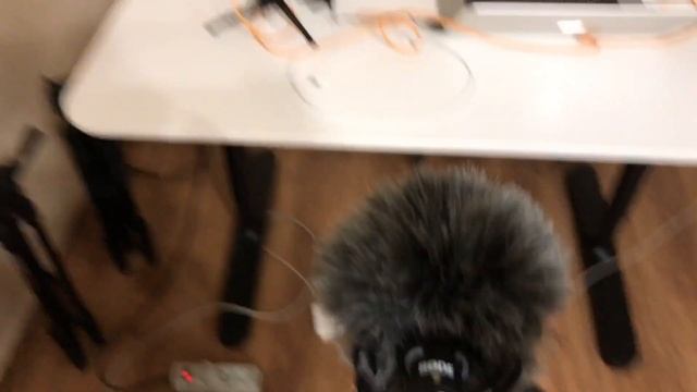 Мое новое рабочее место. Стол Бекант из ИКЕИ, камера, микрофон, ноутбук смотреть онлайн