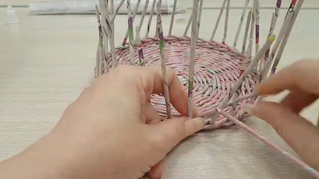 Конфетница 2 часть. Плетение стенок конфетницы. смотреть онлайн