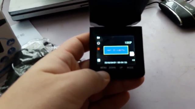 Видеорегистратор с Поворотным LED Дисплеем смотреть онлайн