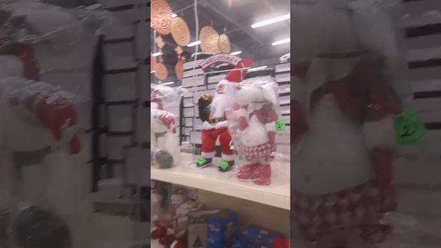 новогодний базар, показываю ассортимент игрушек в Китай Городе , с нетерпением ждём 2023 смотреть онлайн