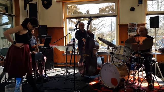 Chiara Izzi Quartet - Habsburg Widnau - 01.03.2020 - Across The Sea (Chiara Izzi) - LIVE !!! смотреть онлайн