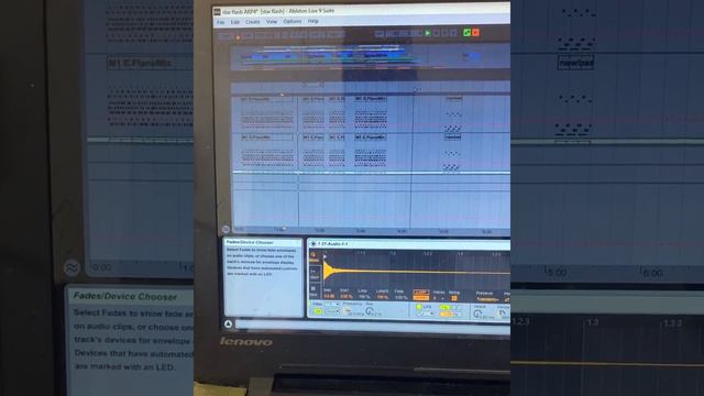 Zoom Sampletrack ST-224 used to sample a glockenspiel with Shure SM57 microphone смотреть онлайн