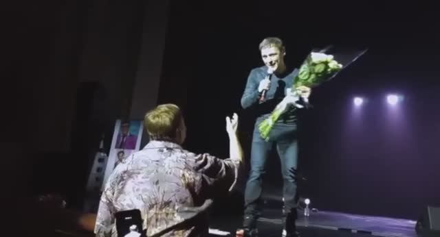 В годовщину смерти Шатунова Андрей Разин выложил новую песню «Ласкового мая» смотреть онлайн