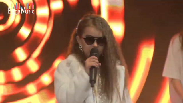 Ника Сухиня - SuperStar(cover LOBODA)