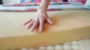 ЛАТЕКСНЫЙ и ПОРОЛОНОВЫЙ матрас. Матрас из натурального латекса.Что лучше, латекс?