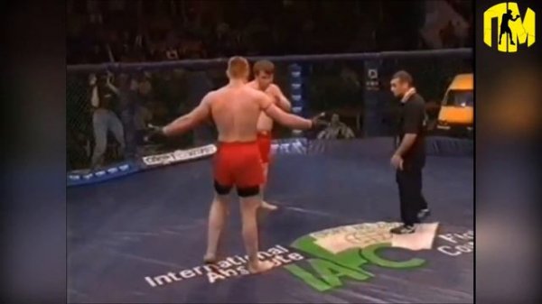 Бой Молодого Вячеслава Дацика "Рыжий Тарзан" против Андрея Будника - Дацик забил головой соперника.