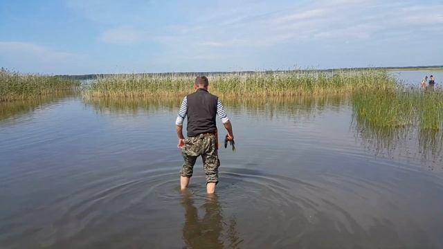 Рыбалка подождёт. Отдохнули с друзьями на озере Яу Балык смотреть онлайн