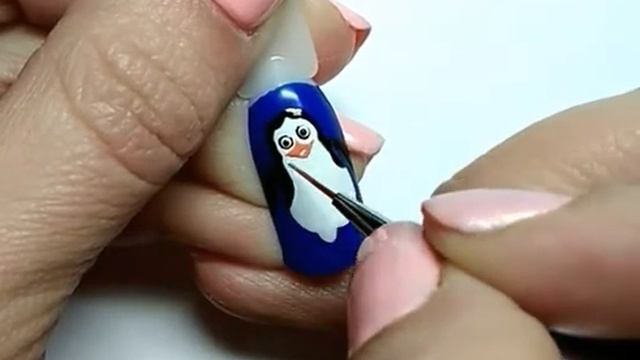 Рисуем милого пингвиненка на ногтях🐧Penguin, New Year, New year nail design, winter nails смотреть онлайн