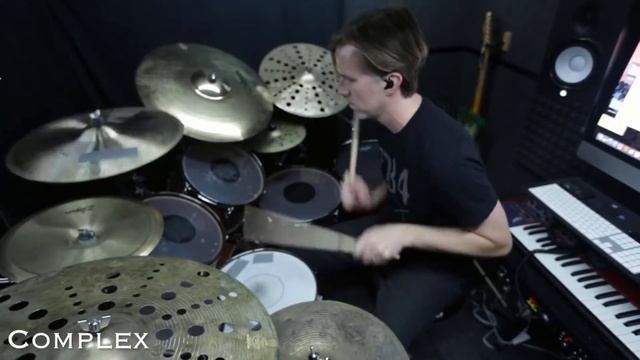 Simple Vs Complex Drums: Only Brooks Wackerman смотреть онлайн