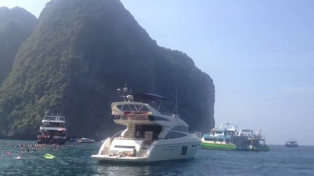 Тайланд. Пхукет. Острова Пхи Пхи. смотреть онлайн