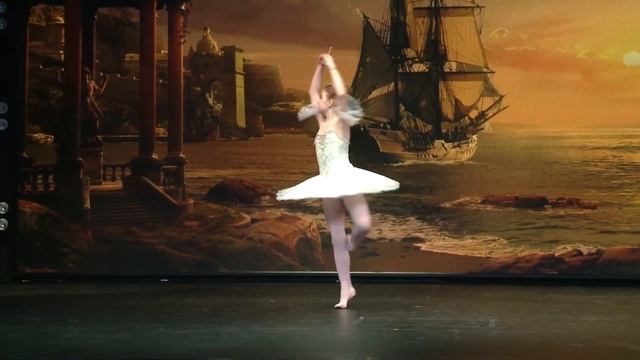 Вариация Медоры из балета "Корсар’’ Попова Ангелина/Popova Angelina смотреть онлайн