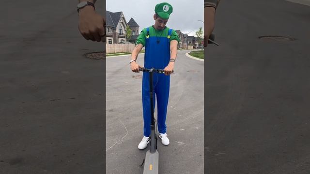 How to realign the front tire on your Segway Ninebot G30P #electricscooter #segway #escooter смотреть онлайн