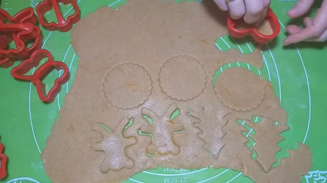 ENG SUB ?️ Імбирні пряники без меду ?️ Глазур для пряників без яєць ?️ Gingerbread ?️ Tasty Land смотреть онлайн