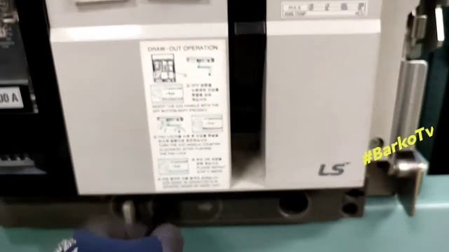 Metasol ACB | How to do a Draw Out Operation | Switchgear | Kalecky | Marino |Life at Sea | ETO смотреть онлайн