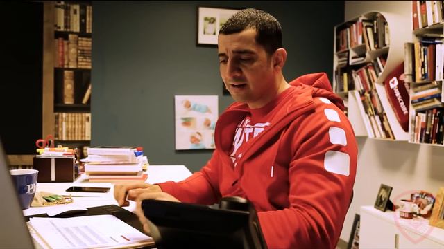 Interviewing a Secret Service Agent on Valentine's Week - Life of an Entrepreneur VLOG- Episode 3 смотреть онлайн